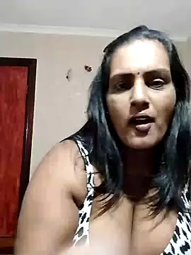 Snapshot of NWC4LYF chatting on May 24, 2026, 10:42 pm NWC4LYF online show from May 24, 2026, 10:42 pm