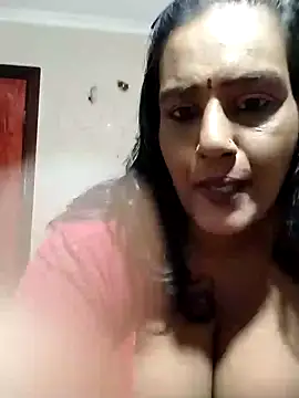 Snapshot of NWC4LYF chatting on May 26, 2026, 9:24 pm NWC4LYF online show from May 26, 2026, 9:24 pm