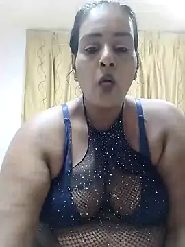 Snapshot of NWC4LYF chatting on May 14, 2026, 8:17 pm NWC4LYF online show from May 14, 2026, 8:17 pm