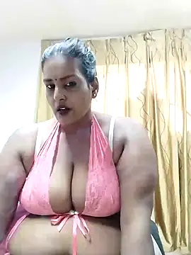 Snapshot of NWC4LYF chatting on May 30, 2026, 10:32 am NWC4LYF online show from May 30, 2026, 10:32 am