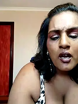 NWC4LYF online show from October 25, 2025, 7:07 am