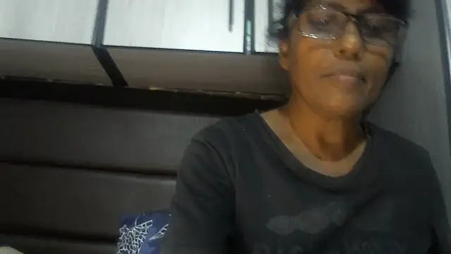 MsAttitude online show from December 21, 2025, 5:25 pm