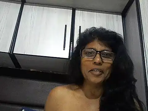 MsAttitude online show from September 26, 2025, 7:04 am