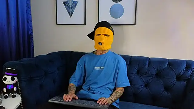 Snapshot of AcidMilo chatting on March 22, 2025, 2:58 pm AcidMilo online show from March 22, 2025, 2:58 pm