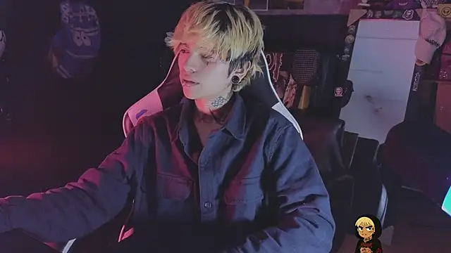 AcidMilo online show from May 20, 2026, 5:59 am