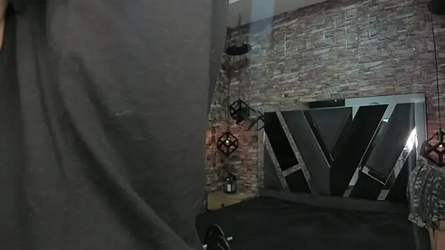 Snapshot of AcidMilo chatting on September 9, 2025, 12:25 pm AcidMilo online show from September 9, 2025, 12:25 pm