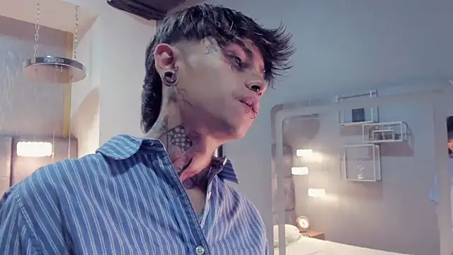 Snapshot of AcidMilo chatting on December 4, 2024, 3:26 pm AcidMilo online show from December 4, 2024, 3:26 pm