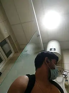 bigdickfuckuu online show from December 17, 2025, 5:29 pm