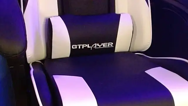 Snapshot of CrossyAayesha chatting on October 26, 2025, 3:45 pm CrossyAayesha online show from October 26, 2025, 3:45 pm