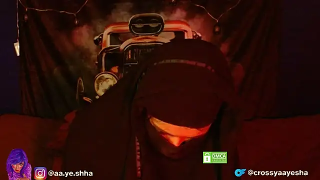 Snapshot of CrossyAayesha chatting on November 25, 2025, 4:51 pm CrossyAayesha online show from November 25, 2025, 4:51 pm