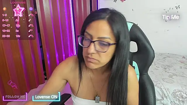 alma blue online show from November 11, 2025, 12:16 am