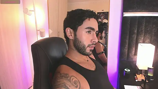 ItsMeEros online show from February 14, 2026, 10:43 pm