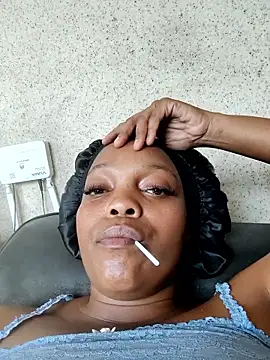 EbonyBuu online show from January 17, 2026, 11:25 am