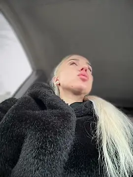 pinkstar  online show from January 12, 2026, 5:03 am