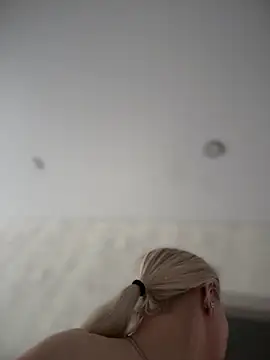 pinkstar  online show from January 19, 2026, 5:22 am