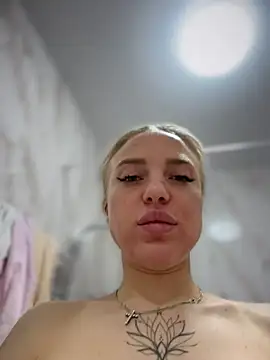 pinkstar  online show from March 27, 2026, 7:06 am