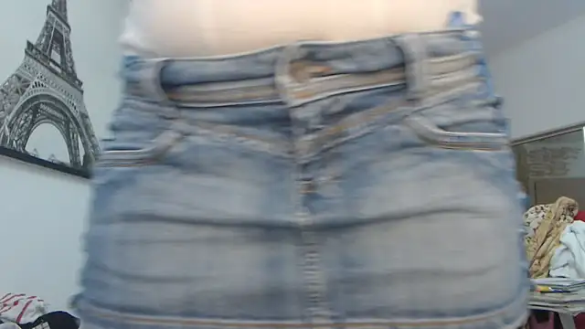 AnnaBellaLuckyXOXO online show from November 6, 2025, 11:58 am