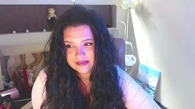 Snapshot of Malika_uAngel chatting on June 11, 2026, 2:53 am Malika uAngel online show from June 11, 2026, 2:53 am