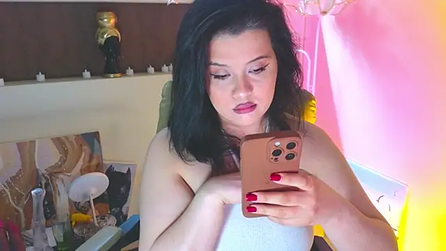 Snapshot of Malika_uAngel chatting on April 11, 2026, 8:01 pm Malika uAngel online show from April 11, 2026, 8:01 pm