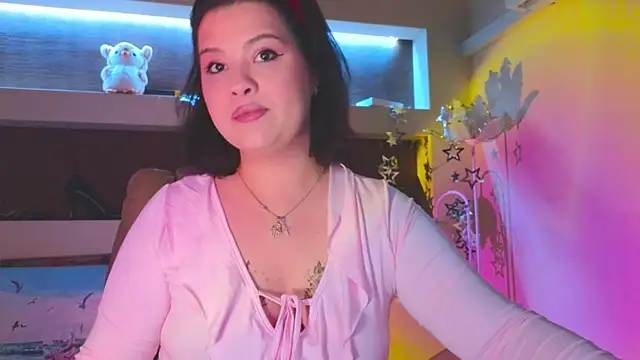 Snapshot of Malika_uAngel chatting on September 15, 2025, 12:55 am Malika uAngel online show from September 15, 2025, 12:55 am