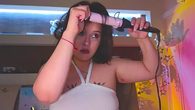 Snapshot of Malika_uAngel chatting on September 13, 2025, 10:32 pm Malika uAngel online show from September 13, 2025, 10:32 pm