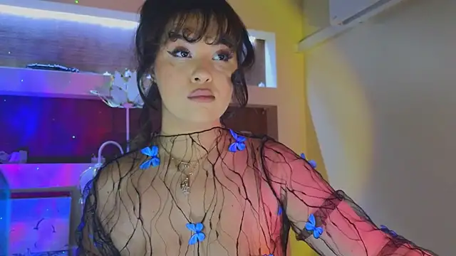 Snapshot of Malika_uAngel chatting on March 21, 2025, 9:45 pm Malika uAngel online show from March 21, 2025, 9:45 pm