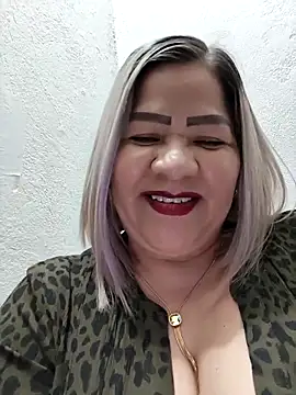 Snapshot of Dalessa_Bigtits chatting on May 10, 2026, 2:15 am Dalessa Bigtits online show from May 10, 2026, 2:15 am