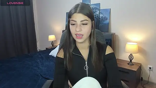 MaryMayson online show from March 13, 2025, 7:06 pm