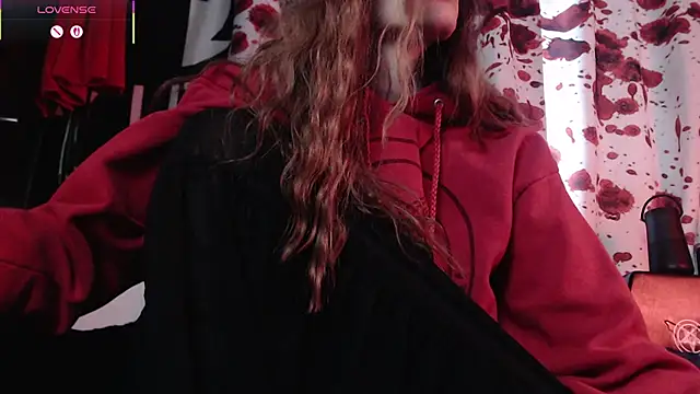 Snapshot of Silentmary chatting on November 24, 2025, 4:18 pm Silentmary online show from November 24, 2025, 4:18 pm