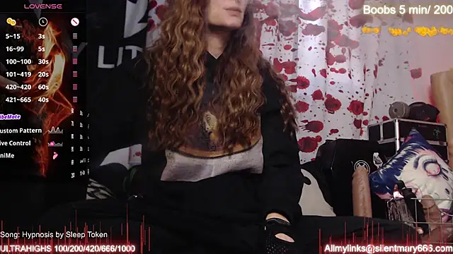 Snapshot of Silentmary chatting on November 3, 2025, 6:44 pm Silentmary online show from November 3, 2025, 6:44 pm