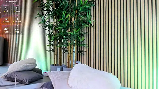 Avril Cyrus online show from March 20, 2025, 11:49 am