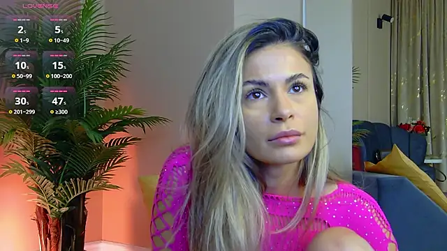 Snapshot of Avril_Cyrus chatting on February 9, 2026, 8:01 am Avril Cyrus online show from February 9, 2026, 8:01 am