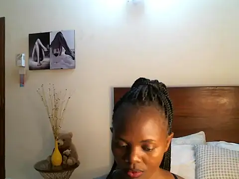 Snapshot of pay_tience chatting on May 18, 2026, 6:18 am pay tience online show from May 18, 2026, 6:18 am