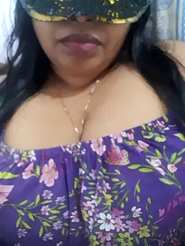 Snapshot of chubby_wife chatting on October 22, 2025, 4:12 am chubby wife online show from October 22, 2025, 4:12 am