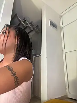 Snapshot of ATENEA_SEXXXY chatting on December 16, 2025, 7:29 pm ATENEA SEXXXY online show from December 16, 2025, 7:29 pm