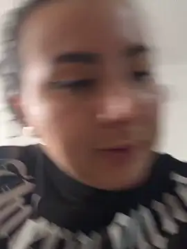 Snapshot of Abril_Luv chatting on March 28, 2026, 1:56 pm Abril Luv online show from March 28, 2026, 1:56 pm