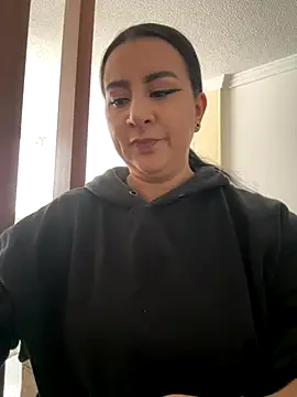 Snapshot of Abril_Luv chatting on November 27, 2025, 12:49 pm Abril Luv online show from November 27, 2025, 12:49 pm