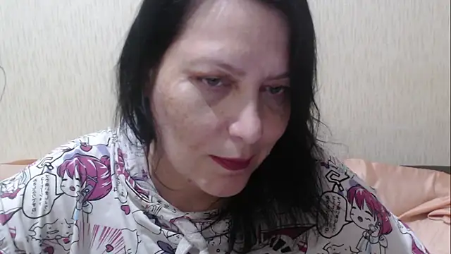 Snapshot of Mirabelle_Sweet chatting on May 16, 2026, 1:37 am Mirabelle Sweet online show from May 16, 2026, 1:37 am