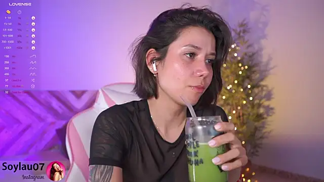 Snapshot of imjess01 chatting on February 7, 2025, 3:12 am imjess01 online show from February 7, 2025, 3:12 am