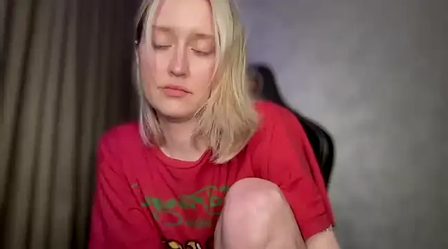 Snapshot of iilovetomatoes chatting on January 16, 2025, 8:57 pm iilovetomatoes online show from January 16, 2025, 8:57 pm