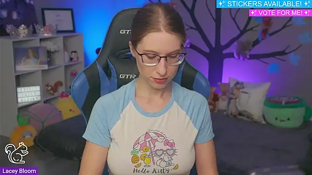 TheLaceyBloom online show from January 9, 2025, 2:11 am