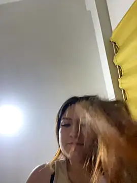 LuceroRm online show from October 25, 2025, 6:23 am