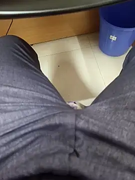 Snapshot of adicma123 chatting on January 6, 2026, 7:34 am adicma123 online show from January 6, 2026, 7:34 am