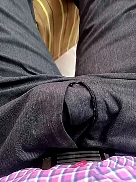 adicma123 online show from November 18, 2025, 9:12 am