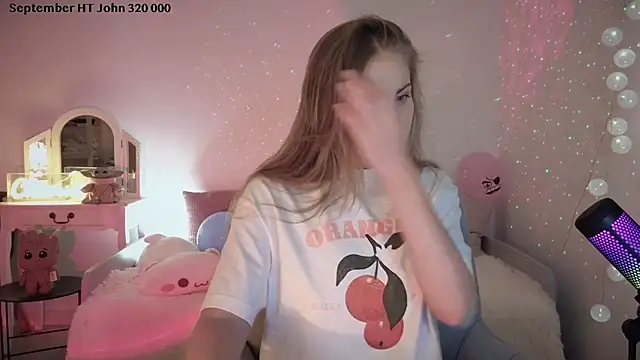 Snapshot of ImKeira chatting on September 8, 2025, 6:40 pm ImKeira online show from September 8, 2025, 6:40 pm