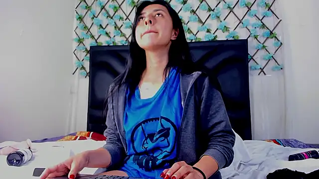 Snapshot of EmmaWilliamss chatting on March 26, 2026, 1:53 pm EmmaWilliamss online show from March 26, 2026, 1:53 pm