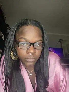 Snapshot of Kannibus_Coochi chatting on April 5, 2026, 6:14 pm Kannibus Coochi online show from April 5, 2026, 6:14 pm