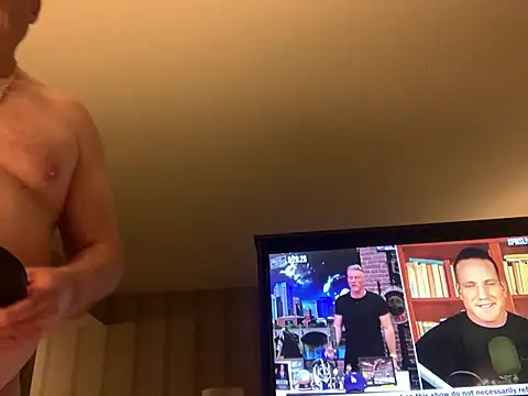 iwantutocum1X online show from May 29, 2026, 5:41 pm