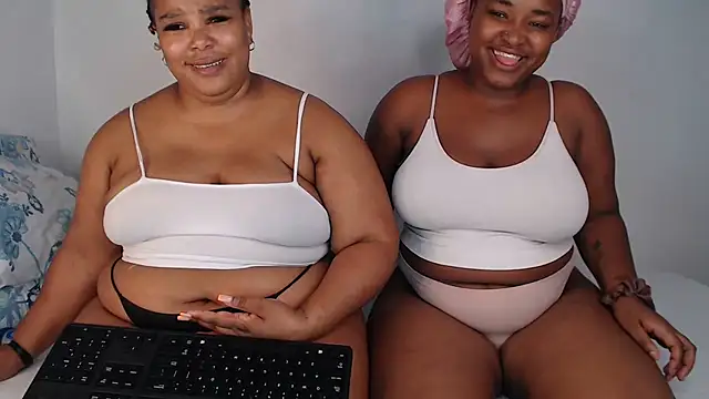 SexyAmeena2002 online show from March 2, 2026, 8:27 pm