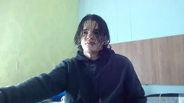 Snapshot of AlbertBernal69 chatting on October 7, 2025, 3:18 am AlbertBernal69 online show from October 7, 2025, 3:18 am